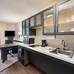 Sonesta Simply Anaheim Hotel