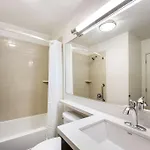 Sonesta Simply Anaheim