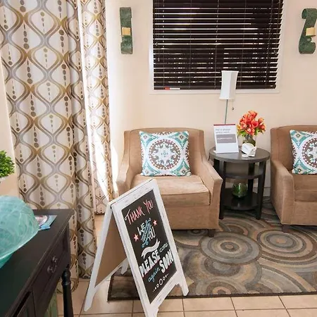 Hotel Sonesta Simply Anaheim Garden Grove
